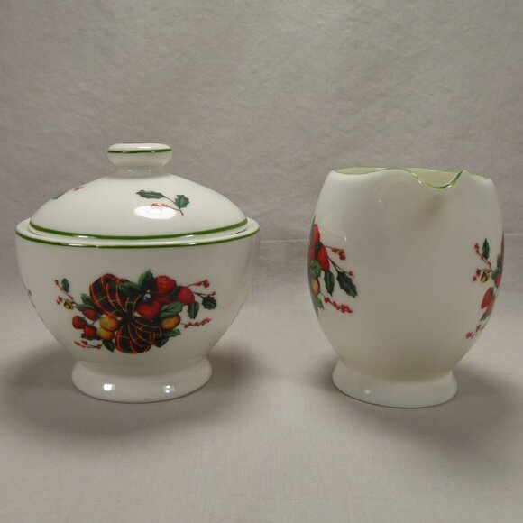 William James Holiday Fruit Cream and Sugar Bowl Strawberries Christmas Ribbon - Picture 5 of 12